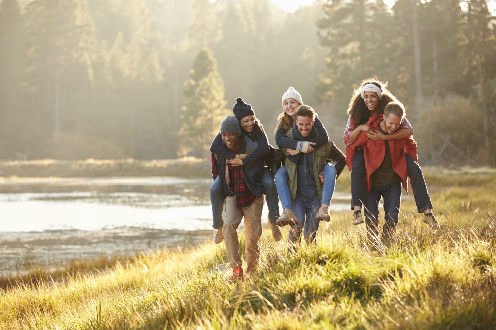 shutterstock_437760163 students walking outdoors
